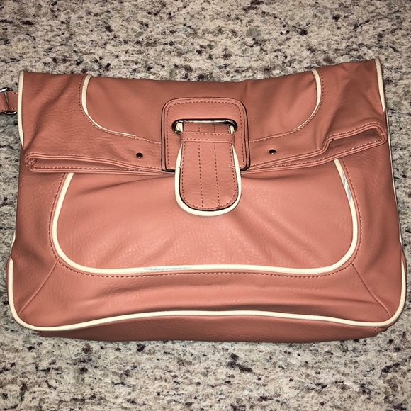 Oversized envelope clutch - Picture 2 of 3